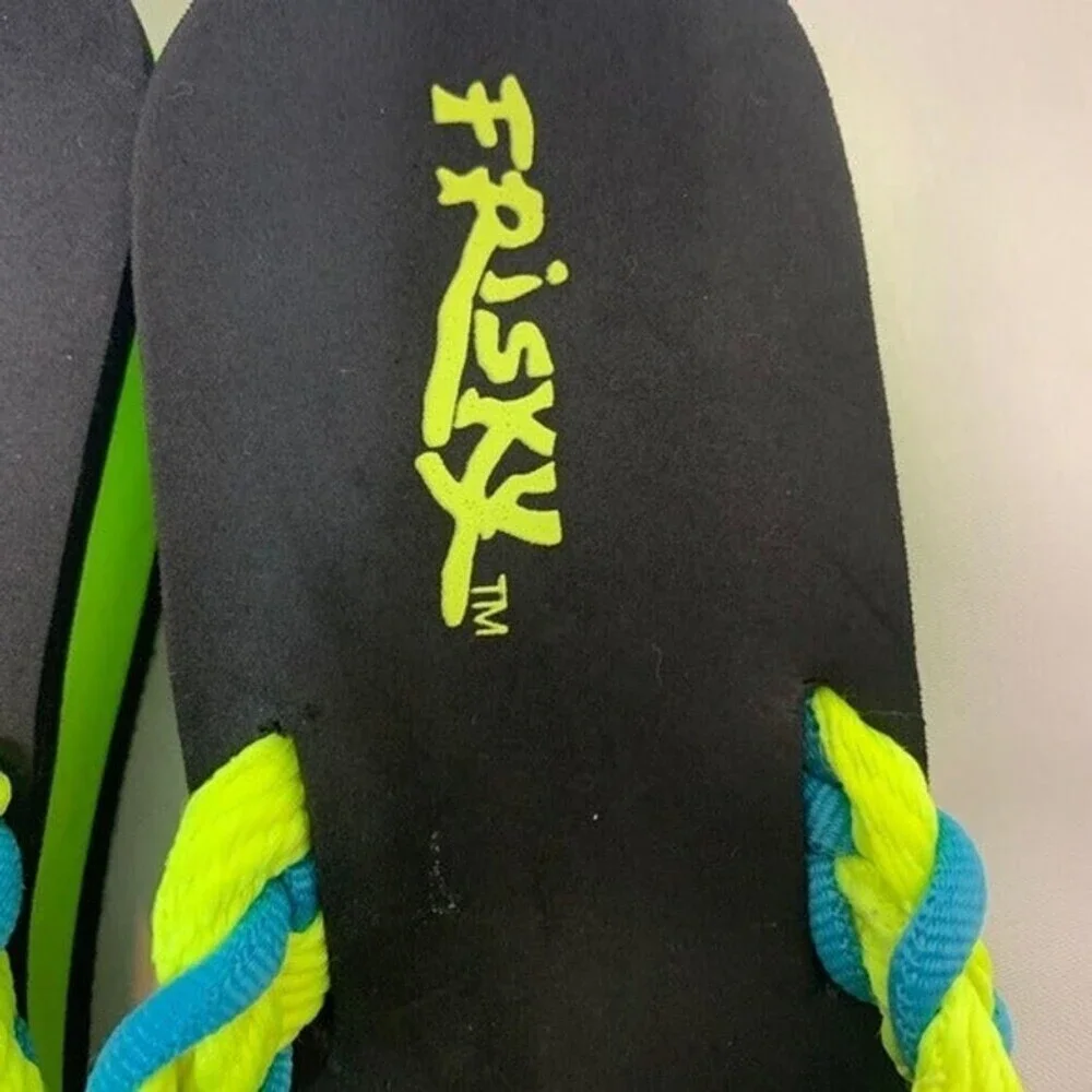 Frisky braided flip flop's SZ 8